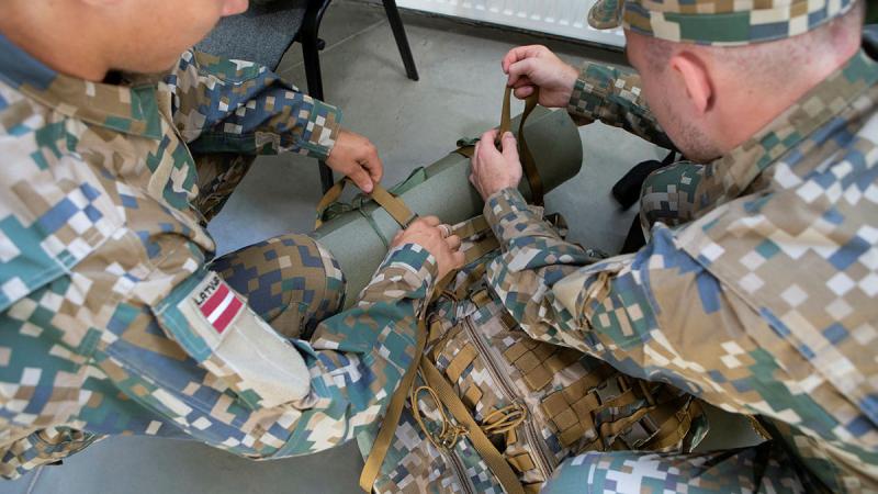 Армия зазывает резервистов за 30 евро в день Армия зазывает резервистов за 30 евро в день