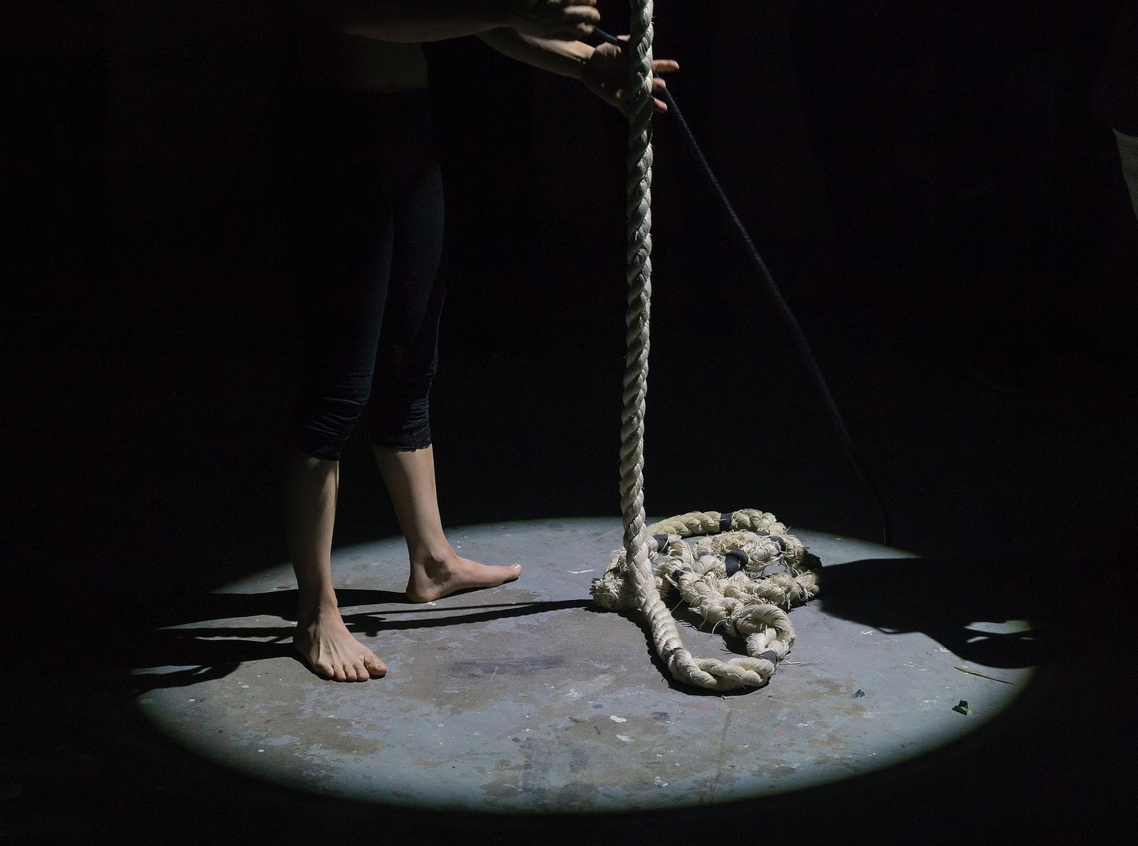 Mediķi bažīgi par pašnāvību mēģinājumu skaita pieaugumu jaunieši vidū Mediķi bažīgi par pašnāvību mēģinājumu skaita pieaugumu jaunieši vidū
