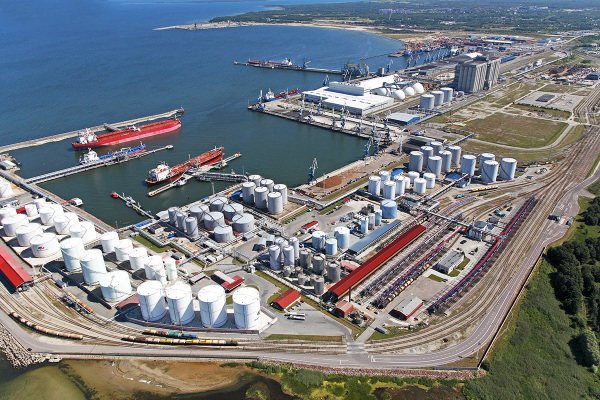 Эстония планирует создать в Палдиски плавучий LNG-терминал к осени Эстония планирует создать в Палдиски плавучий LNG-терминал к осени