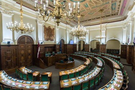 Депутатам коалиции придется дисциплинированно посещать заседания - под угрозой кворум