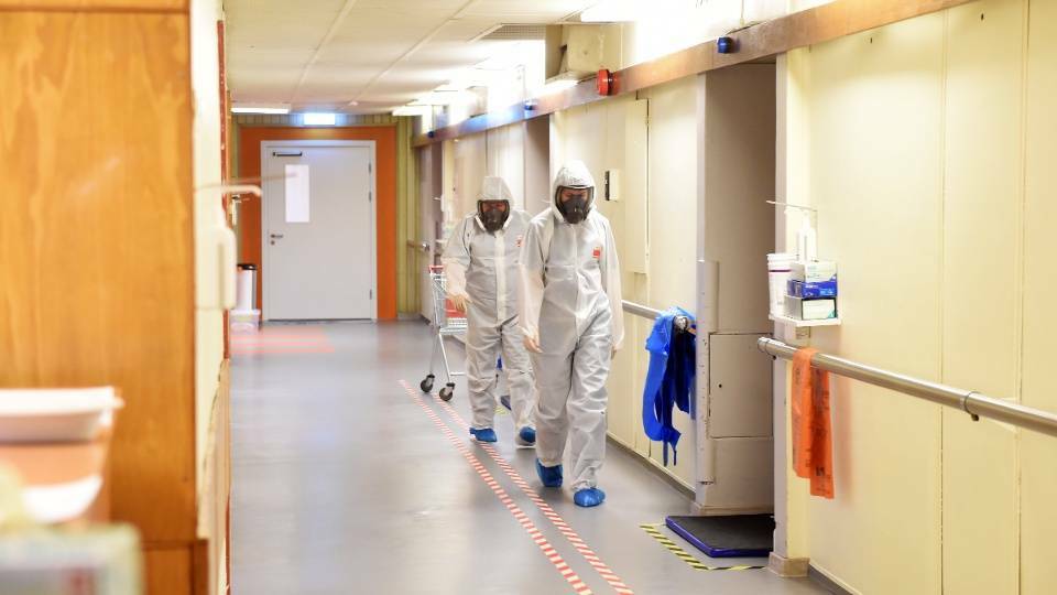 Количество госпитализированных с "Covid-19" увеличивается