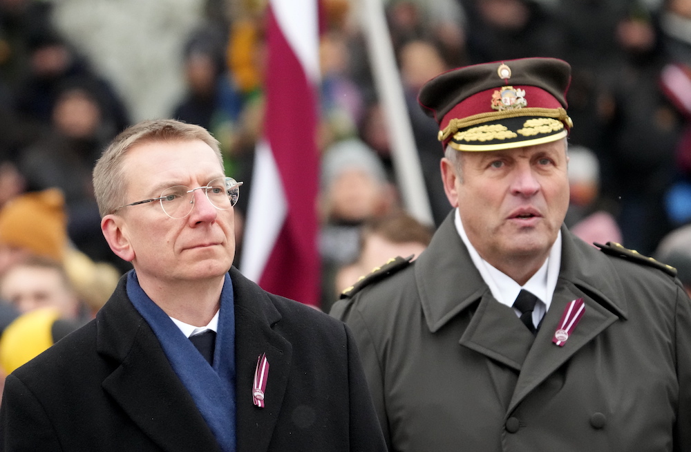 Латвия должна развивать свой военный потенциал и инфраструктуру Латвия должна развивать свой военный потенциал и инфраструктуру