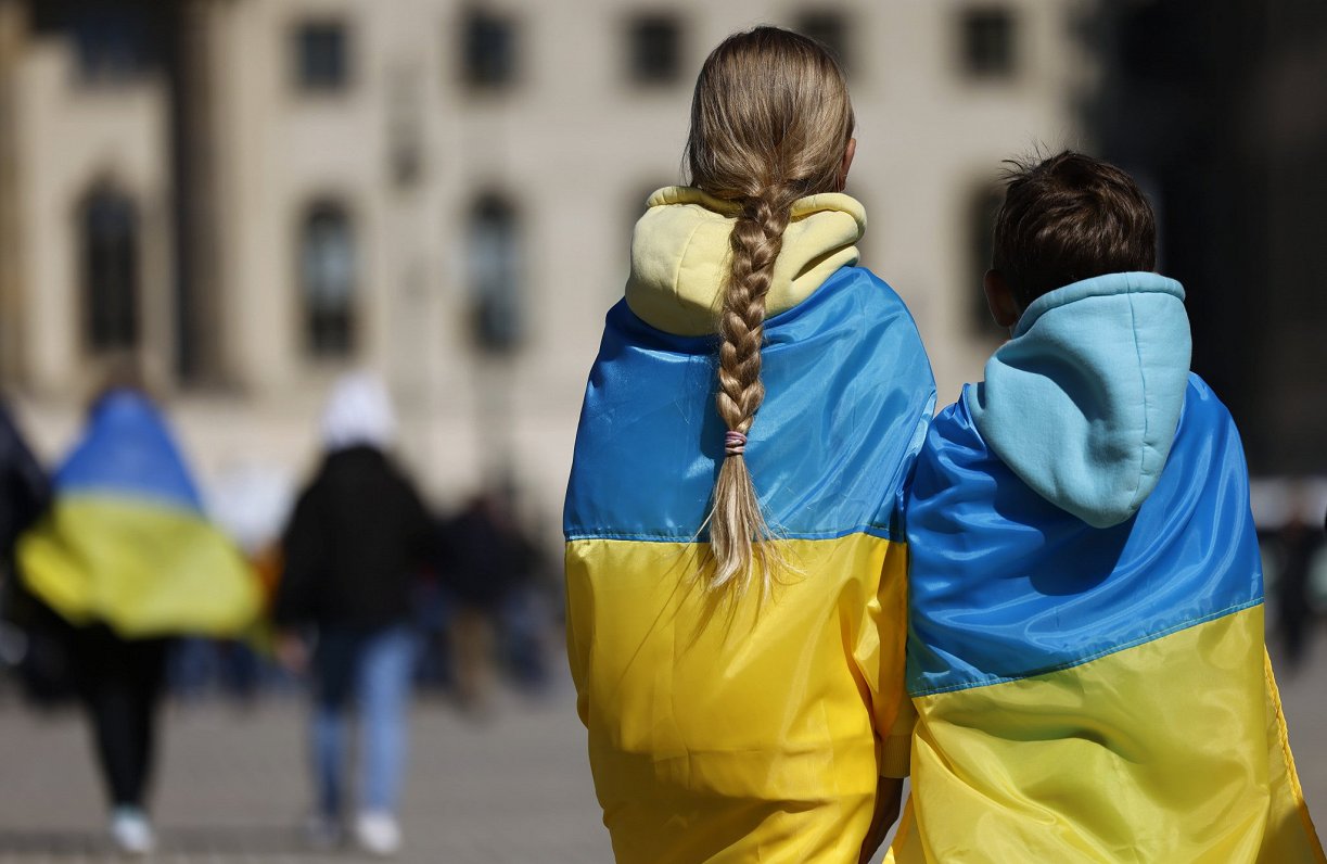 Почти половина детей украинских беженцев не посещают школы очно Почти половина детей украинских беженцев не посещают школы очно