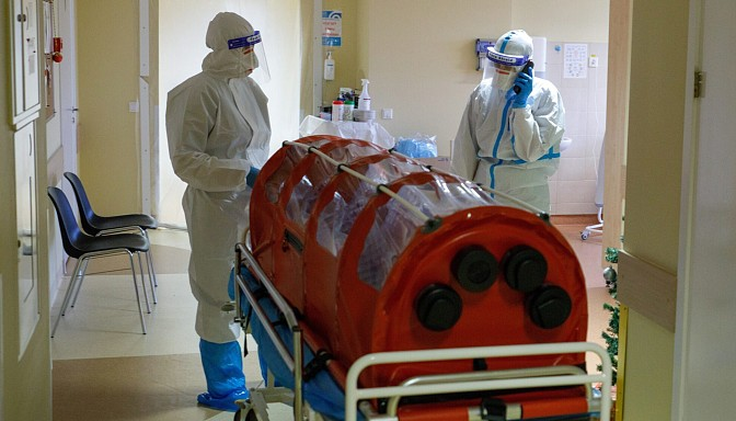 COVID-19: за сутки в Латвии умерли 30 человек и заразились еще 824