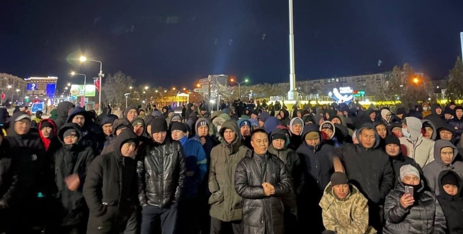 Протесты и ЧП в Казахстане. Правительство ушло в отставку Протесты и ЧП в Казахстане. Правительство ушло в отставку