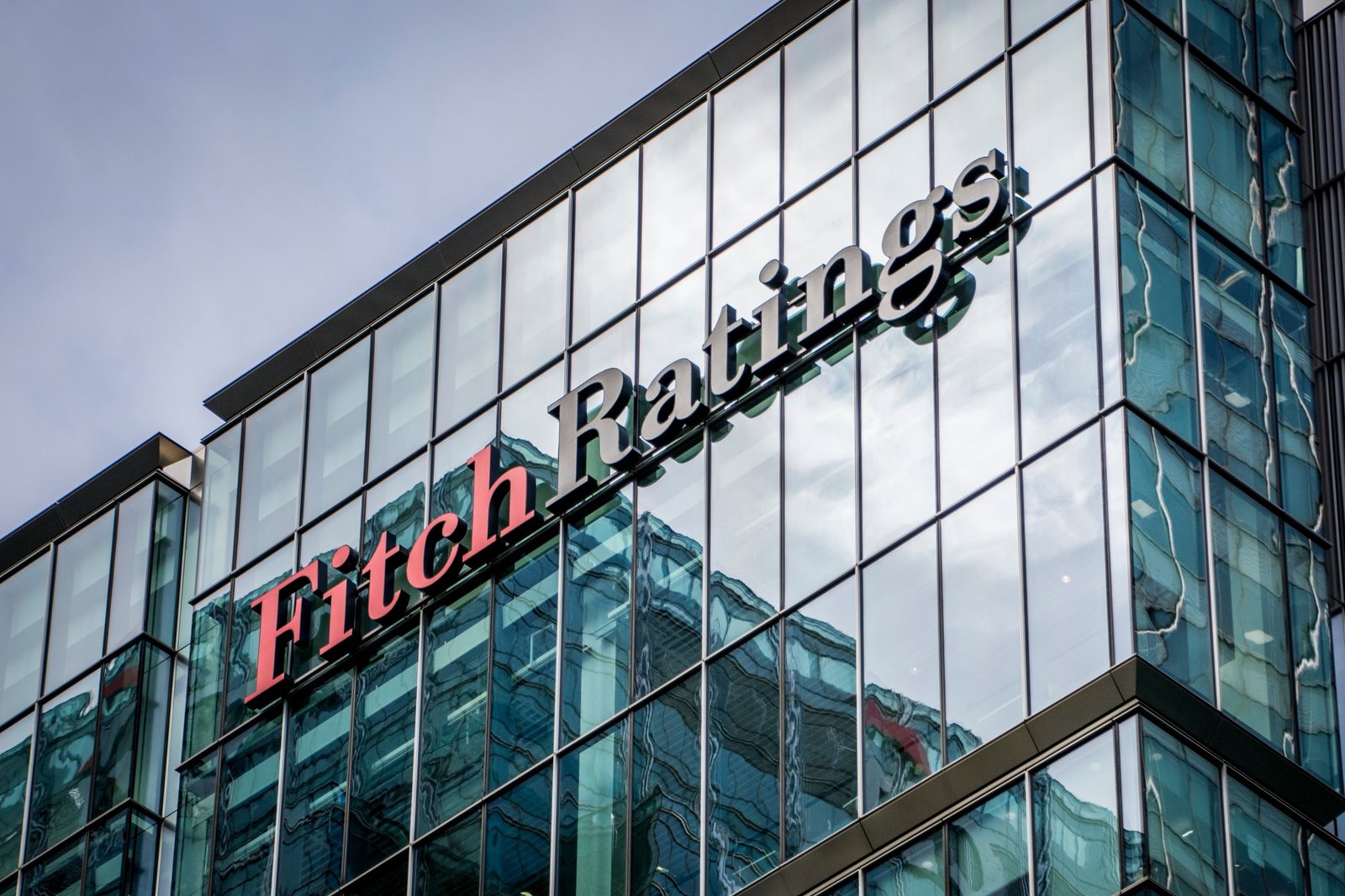 "Fitch" утвердило кредитный рейтинг Латвии на уровне A-