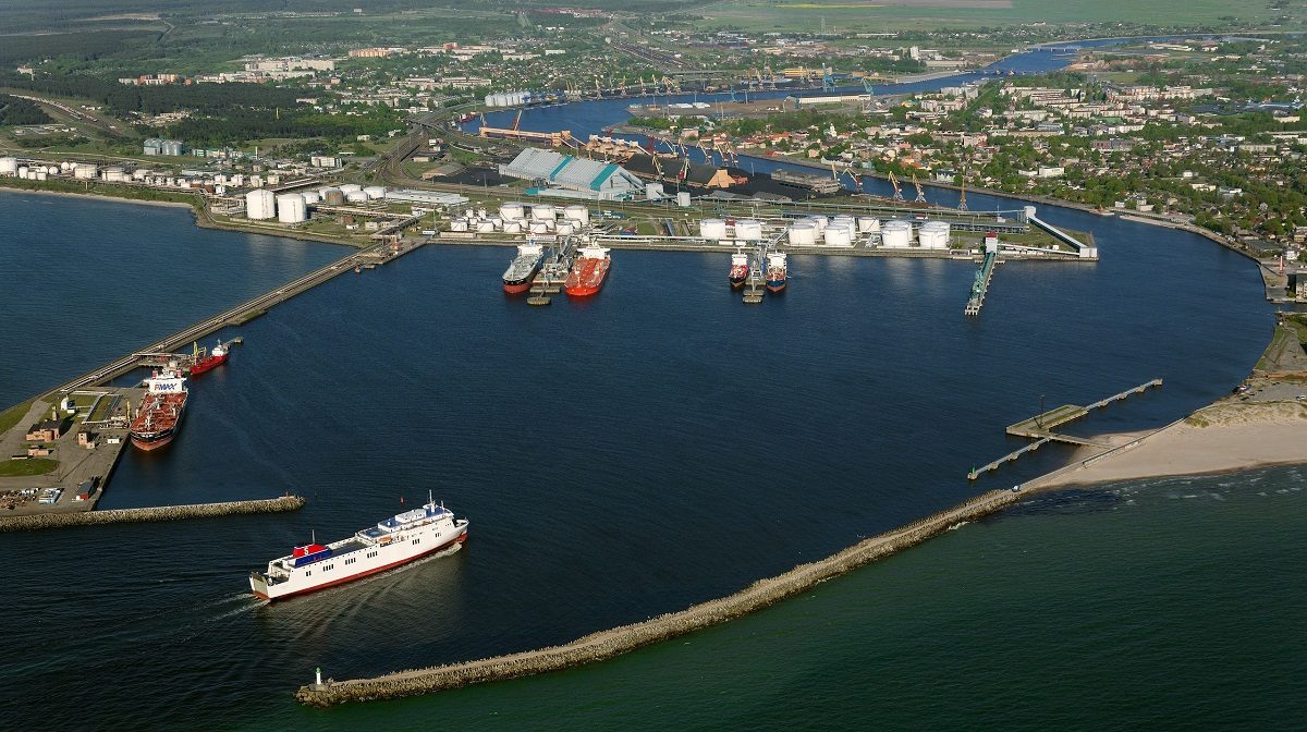 Вентспилсский порт потерял треть грузов в 2020 году Вентспилсский порт потерял треть грузов в 2020 году