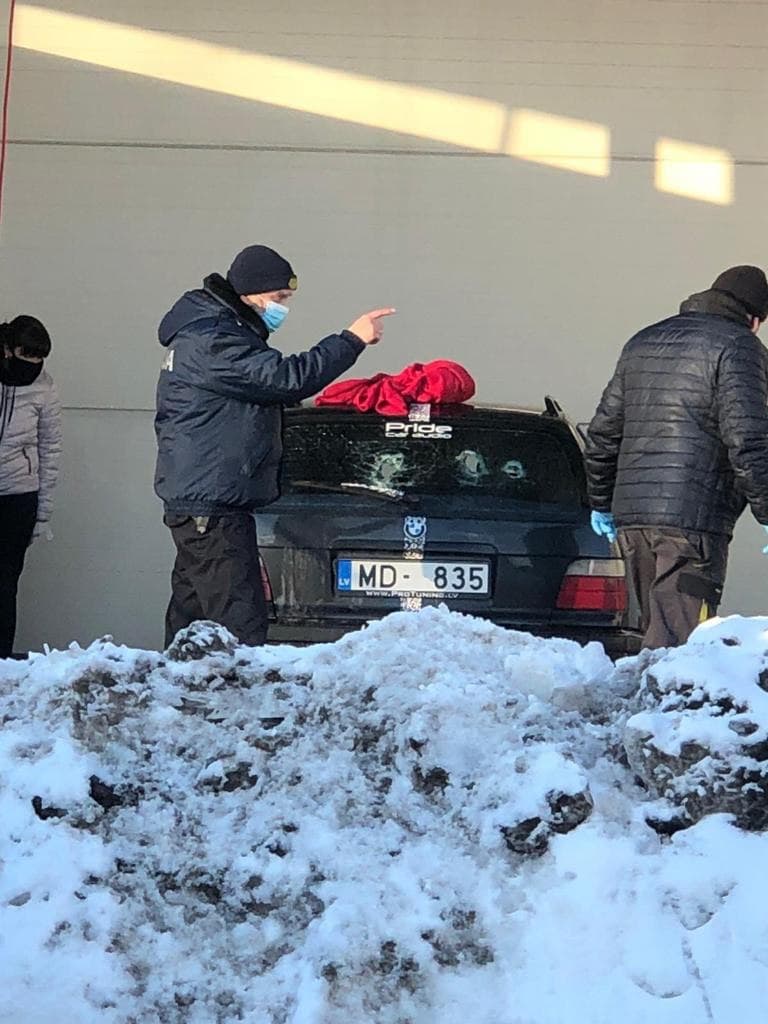 Журналисты Degpunktā выяснили причины стрельбы у Rīga Plaza