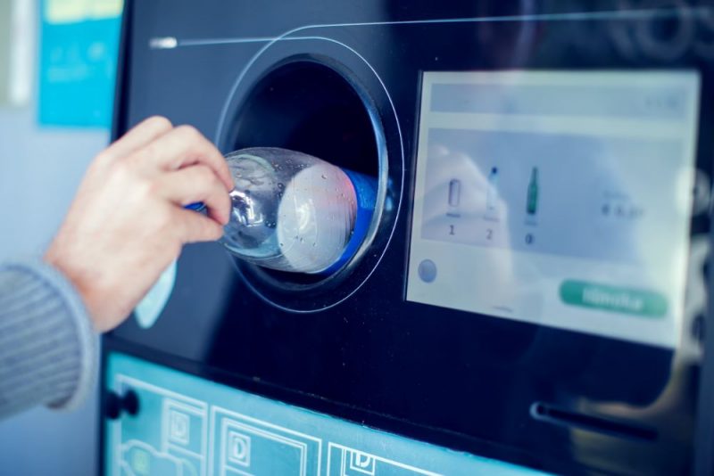 Обслуживать упаковки напитков будет Depozīta iepakojuma operators Обслуживать упаковки напитков будет Depozīta iepakojuma operators