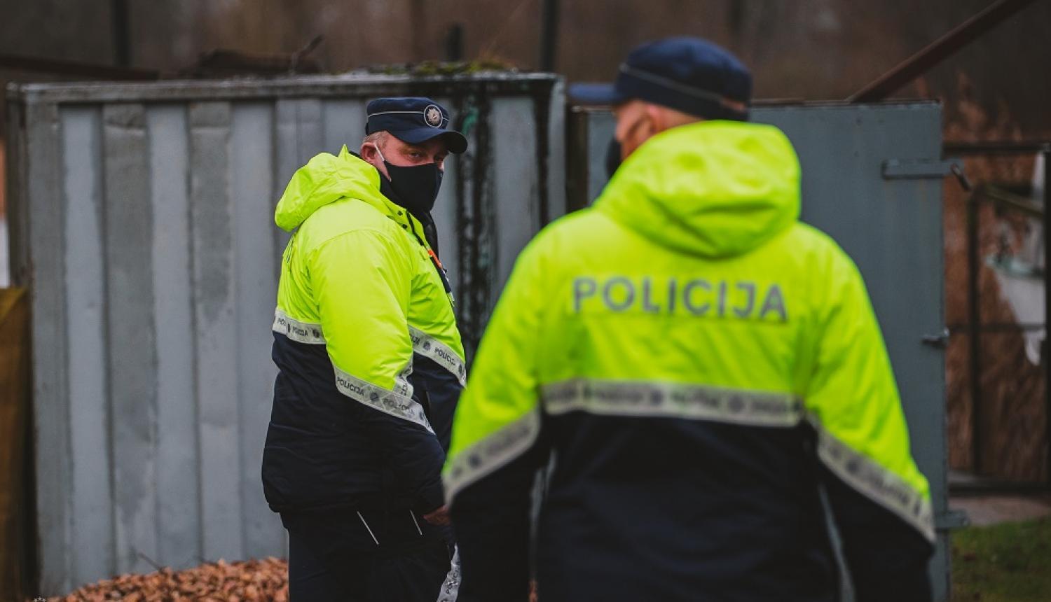 В Кулдиге задержан бездомный, продававший подросткам пиво В Кулдиге задержан бездомный, продававший подросткам пиво