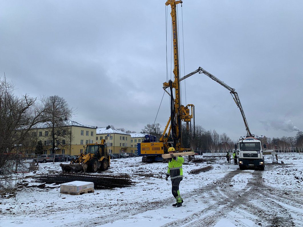 Возле Рижского центра психиатрии строят новую клинику — ментальное здоровье населения ухудшается