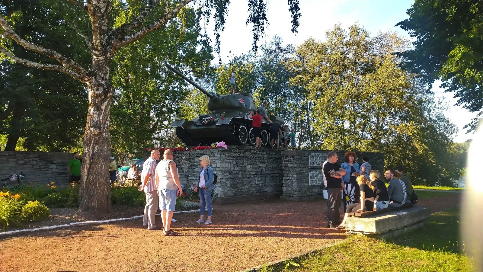 Задержанные в Эстонии российские журналисты возвращаются в Россию с трехлетним запретом на въезд в Евросоюз