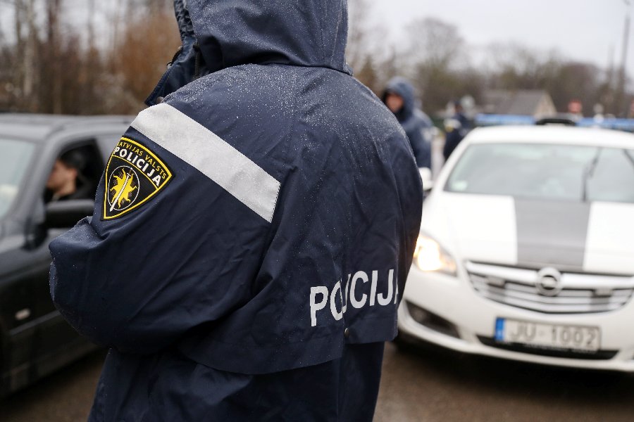 Полиция на Рождество - «будем там, где меньше всего ждут» Полиция на Рождество - «будем там, где меньше всего ждут»