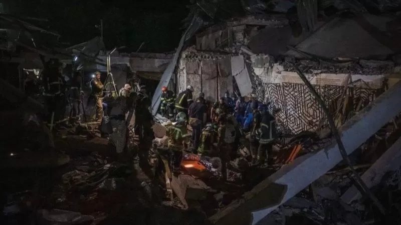 Ракета попала в ресторан в Краматорске, среди жертв — дети