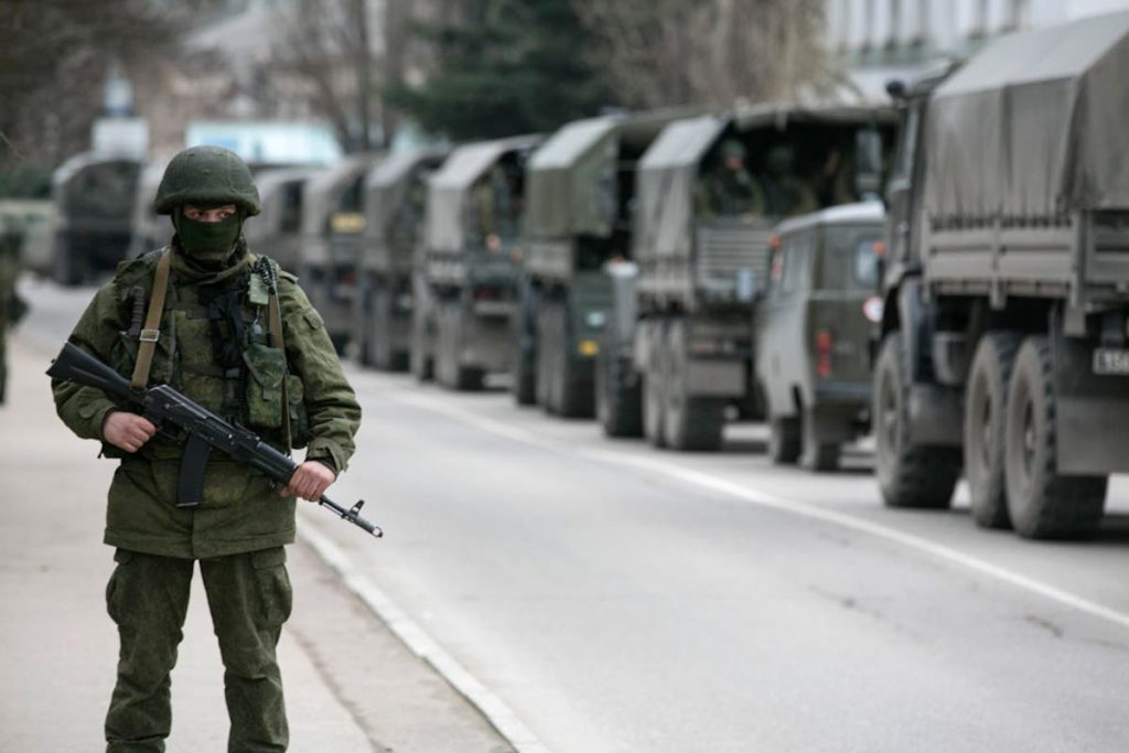 Евросоюз призвал Россию отвести войска от границы с Украиной