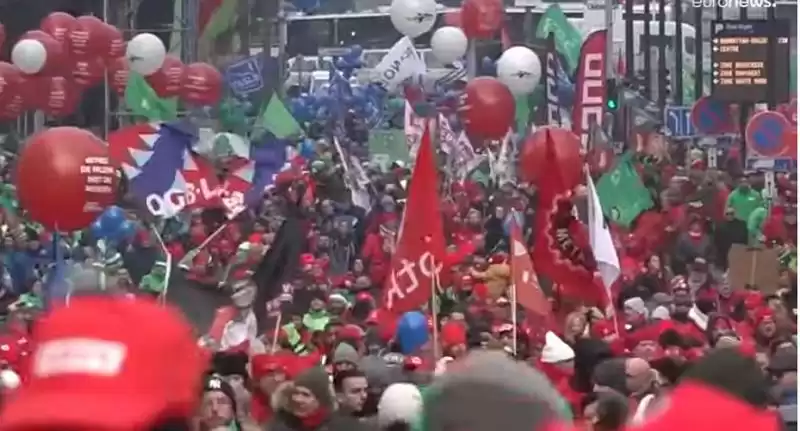 Рост цен на энергию и инфляция вызвали волну протестов в Европе