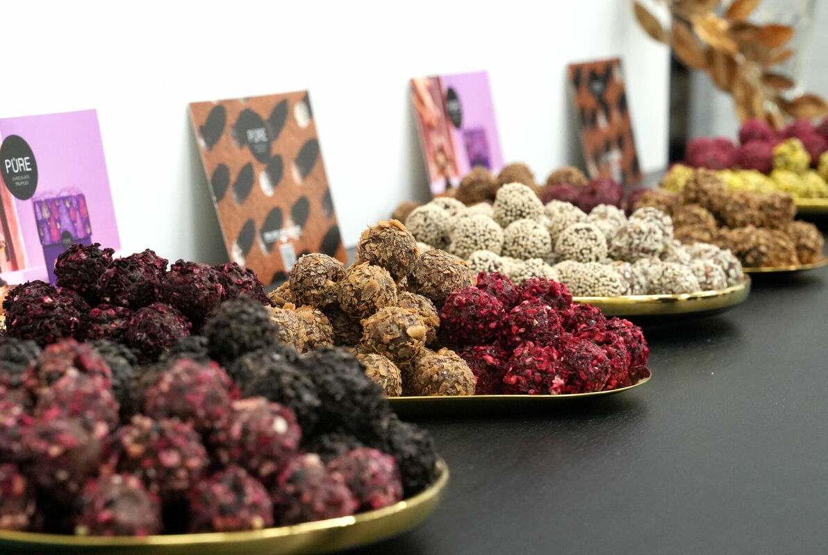 Ražotāja “Pure Chocolate” īpašnieku maiņa – uzņēmums paliek Latvijas uzņēmēju rokās Ražotāja “Pure Chocolate” īpašnieku maiņa – uzņēmums paliek Latvijas uzņēmēju rokās