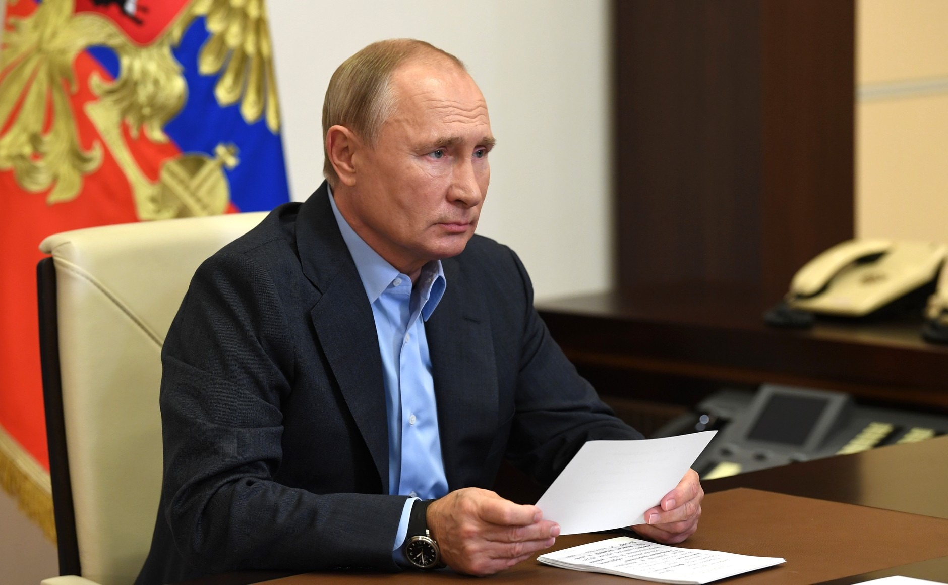 Путин подписал закон о гарантиях неприкосновенности экс-президенту Путин подписал закон о гарантиях неприкосновенности экс-президенту
