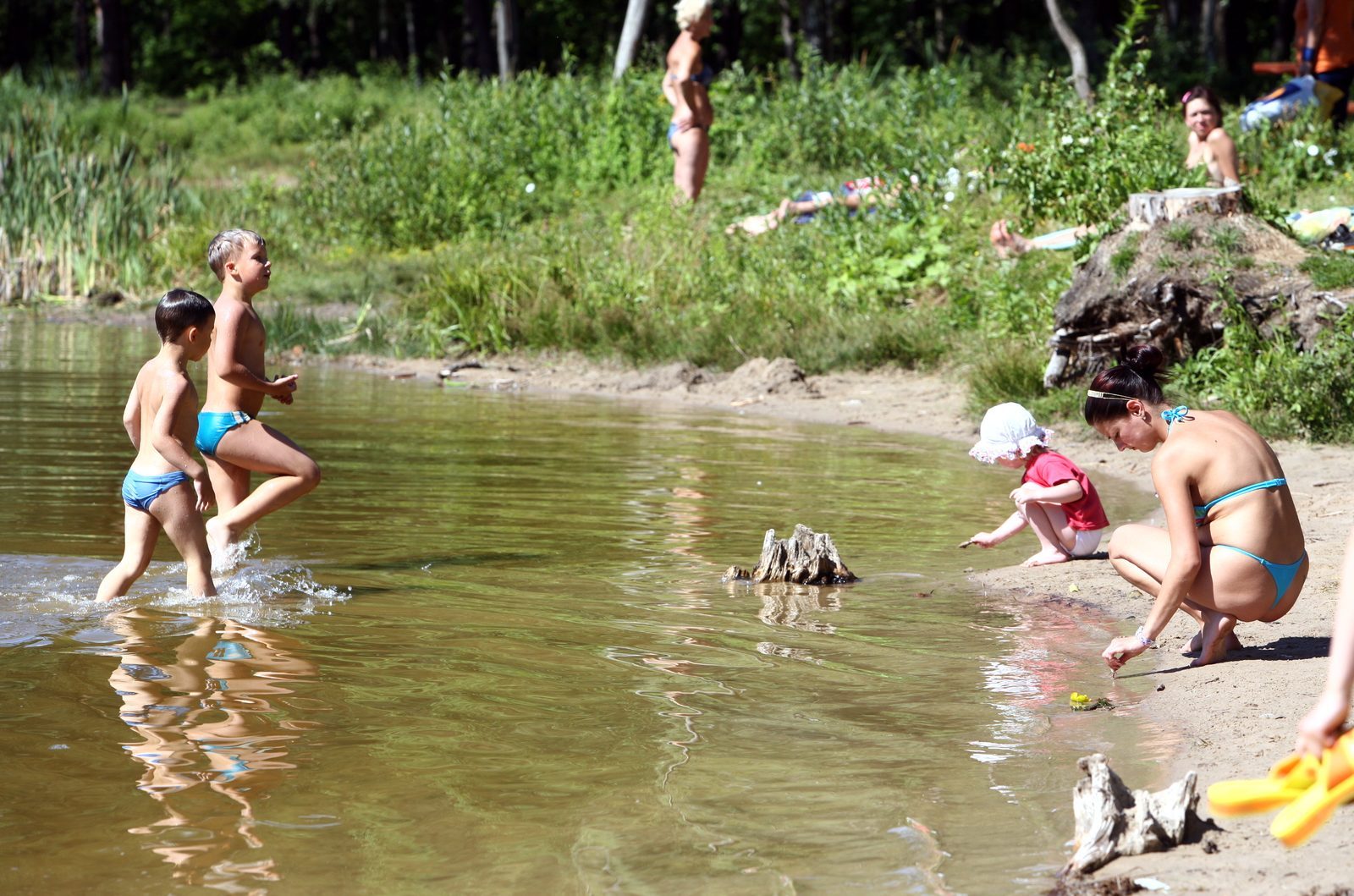 Время купаться! Вода не ниже +19, в Бабелитес +25