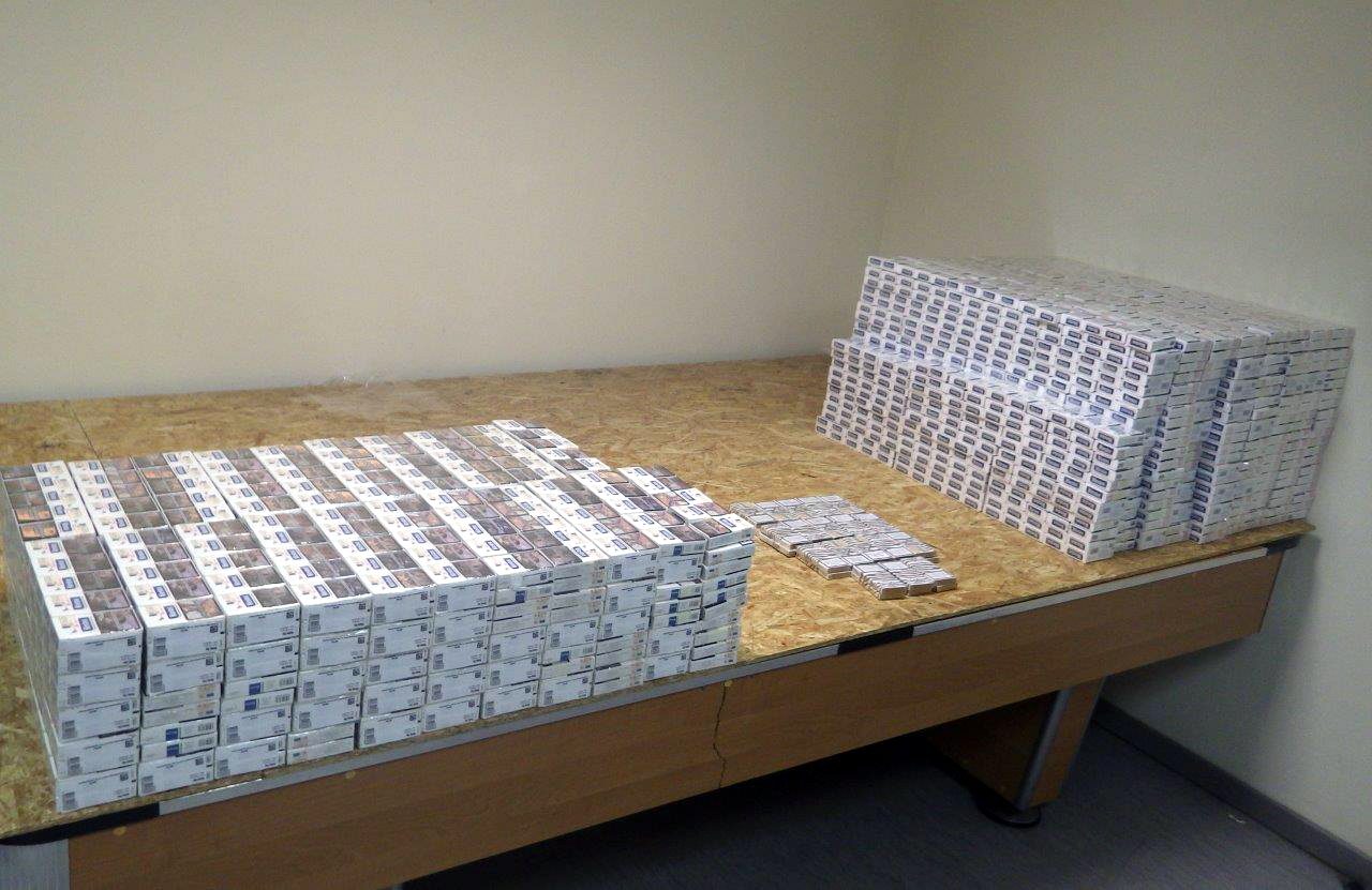 Kriminālvajāšanai nodota lieta par vērienīgu nelegālo cigarešu ražotni Lielvārdes novadā Kriminālvajāšanai nodota lieta par vērienīgu nelegālo cigarešu ražotni Lielvārdes novadā