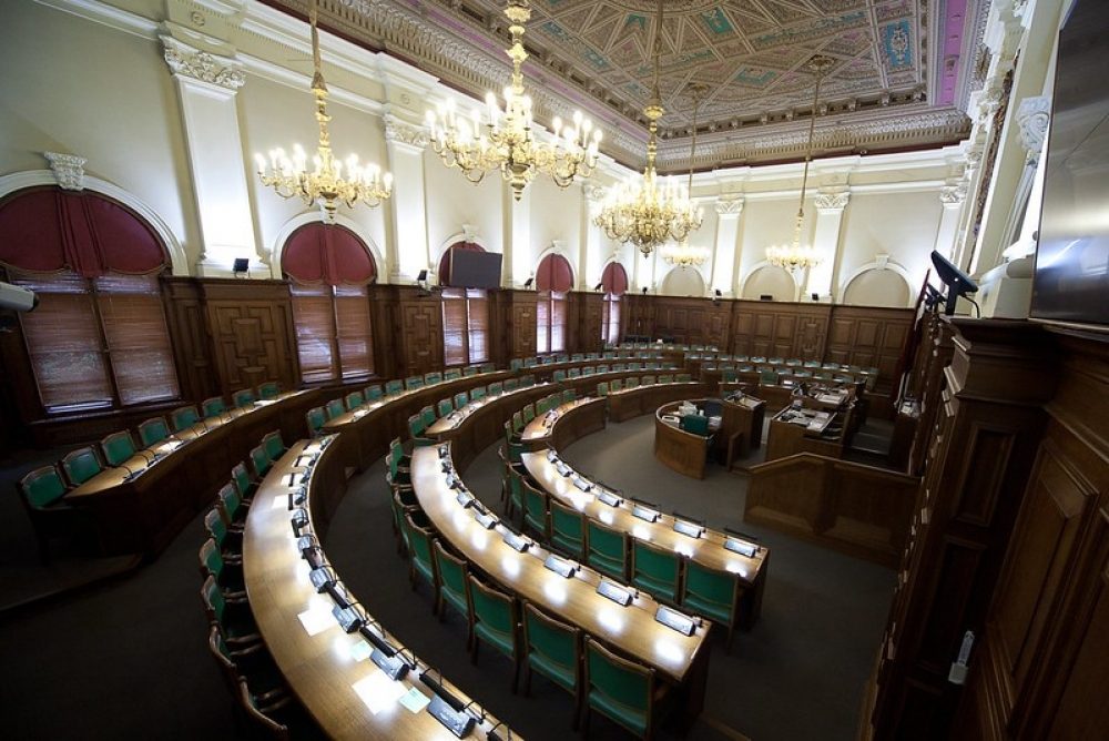 Спикер Сейма предложит ввести внутренний аудит расходов парламента