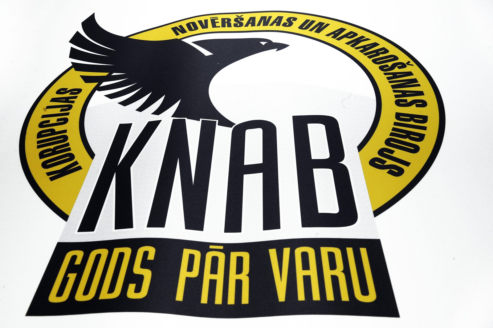 KNAB sācis pārbaudes par iespējamu pašvaldību resursu izmantošanu priekšvēlēšanu aģitācijai KNAB sācis pārbaudes par iespējamu pašvaldību resursu izmantošanu priekšvēlēšanu aģitācijai