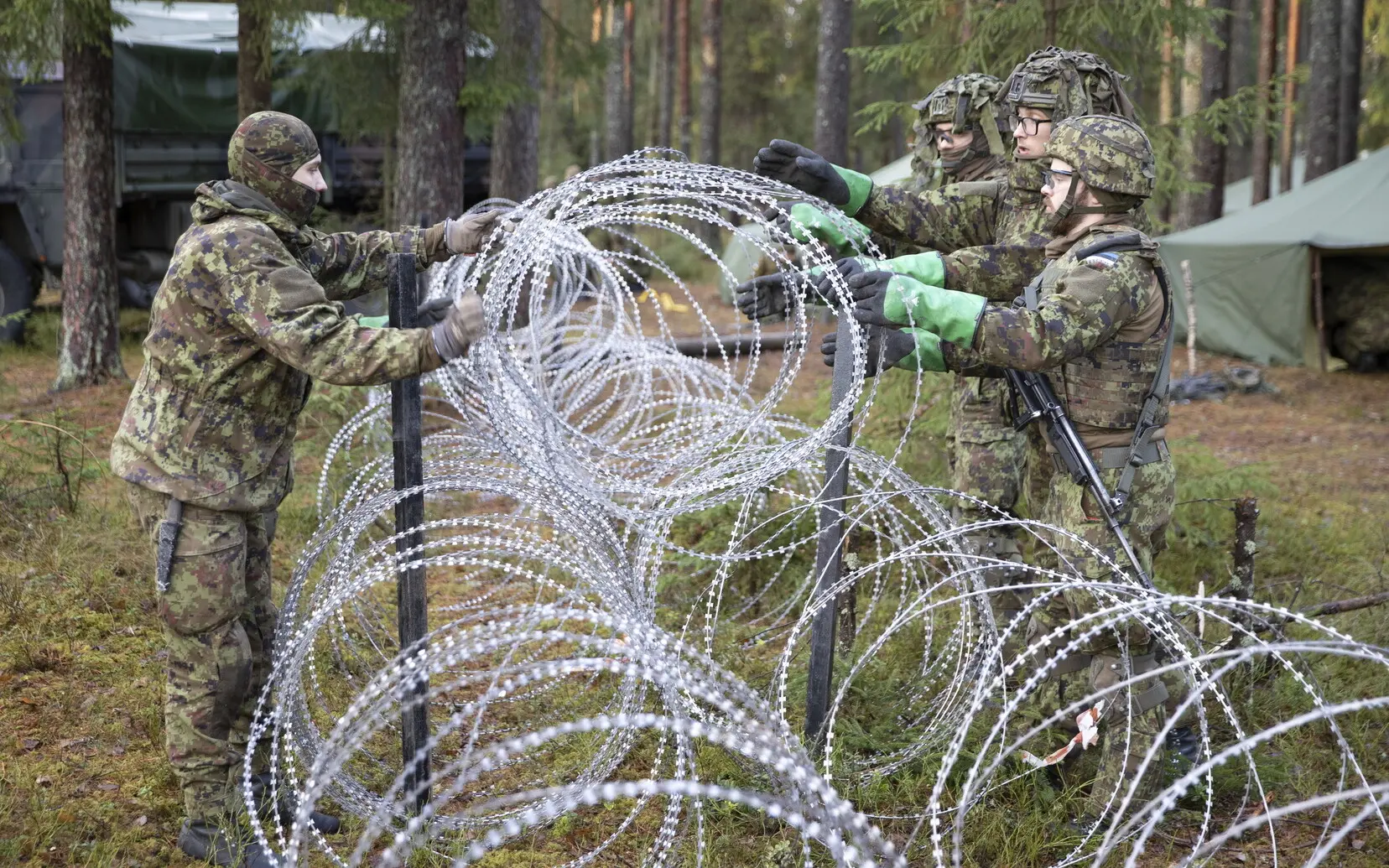 Эстония отправит 100 солдат на польскую границу для защиты от Беларуси Эстония отправит 100 солдат на польскую границу для защиты от Беларуси