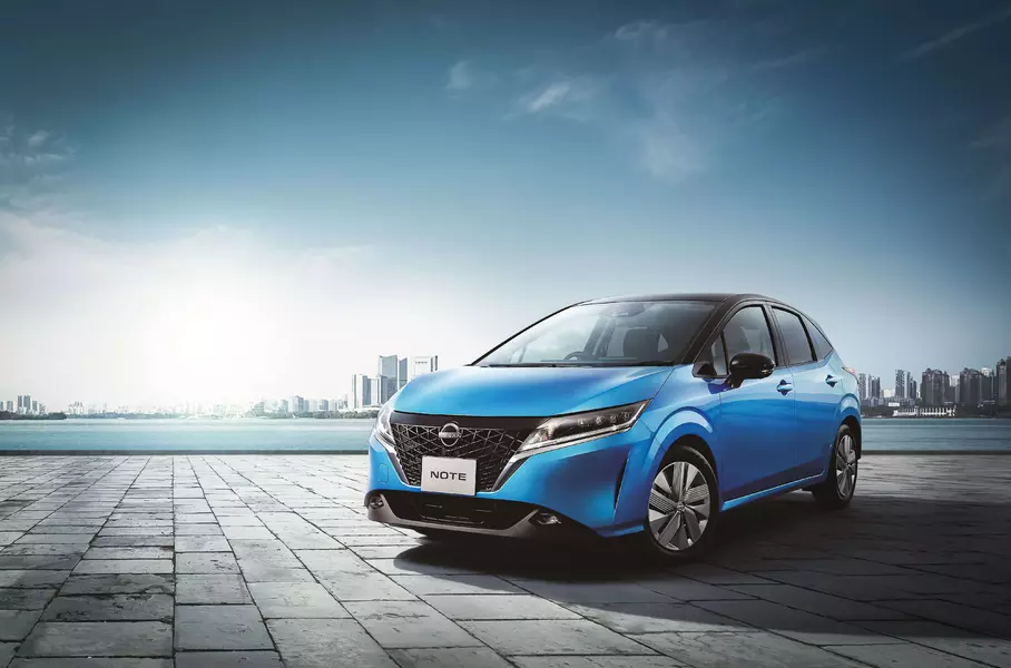Nissan Note пережил рейстаилинг Nissan Note пережил рейстаилинг
