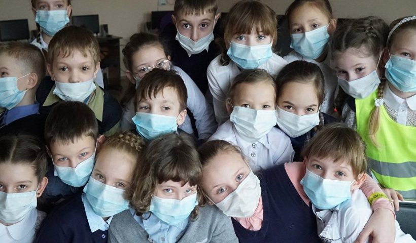 Covid-19: на удаленную учебу могут перевести и младшие классы Covid-19: на удаленную учебу могут перевести и младшие классы