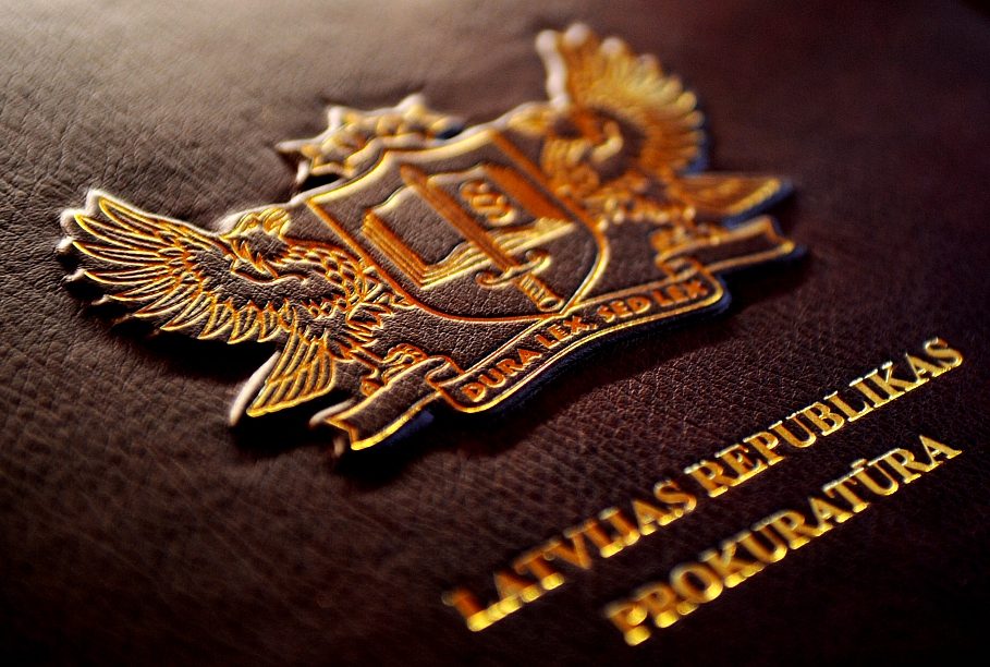 Гражданин Украины оштрафован на 2000 евро за въезд в Латвию с поддельными документами