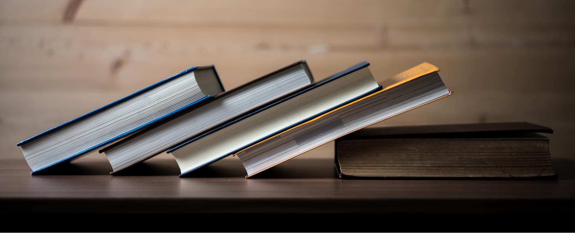 Угрозы существованию книжных магазинов больше нет? Угрозы существованию книжных магазинов больше нет?