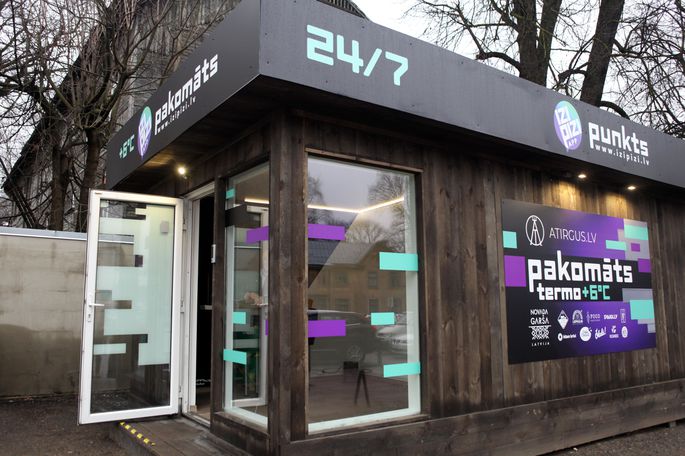 На Агенскалнском рынке открылся первый в Латвии продовольственный пакомат На Агенскалнском рынке открылся первый в Латвии продовольственный пакомат