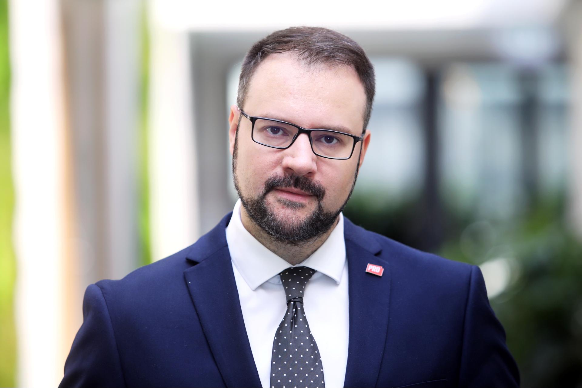 Министр сообщения потребует у "Škoda Vagonka" объяснений по поводу дефектов новых электропоездов
