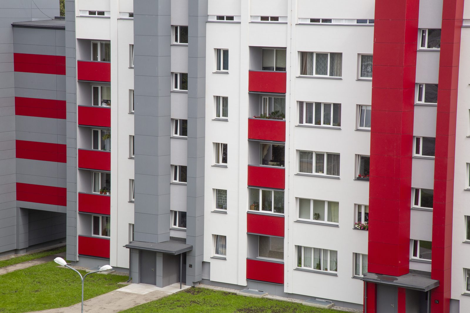 Latvijā šogad novērots neliels mājokļu cenu kritums, kamēr Lietuvā un Igaunijā cenas kāpj Latvijā šogad novērots neliels mājokļu cenu kritums, kamēr Lietuvā un Igaunijā cenas kāpj