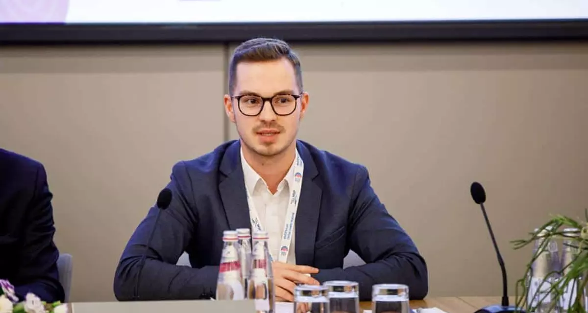 Плешс: Даугавпилсская дума обязалась демонтировать советские памятники в предусмотренный законом срок Плешс: Даугавпилсская дума обязалась демонтировать советские памятники в предусмотренный законом срок