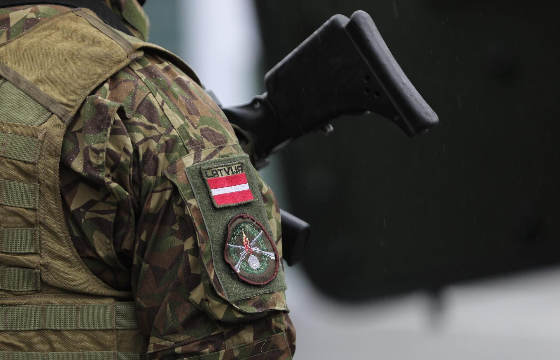 На учениях погиб латвийский военный На учениях погиб латвийский военный