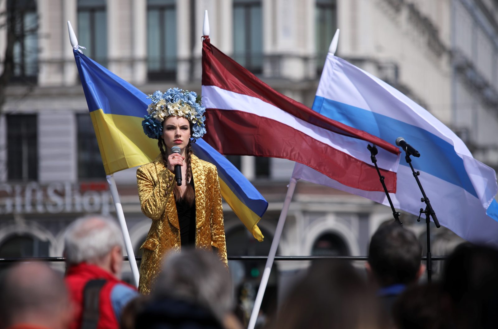 Зачем вам мой русский голос? Зачем вам мой русский голос?