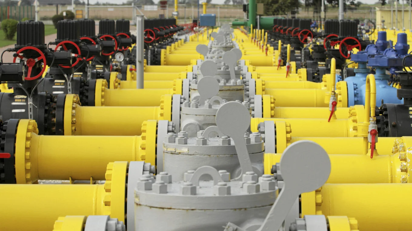 «Газпрому» грозит дефолт «Газпрому» грозит дефолт
