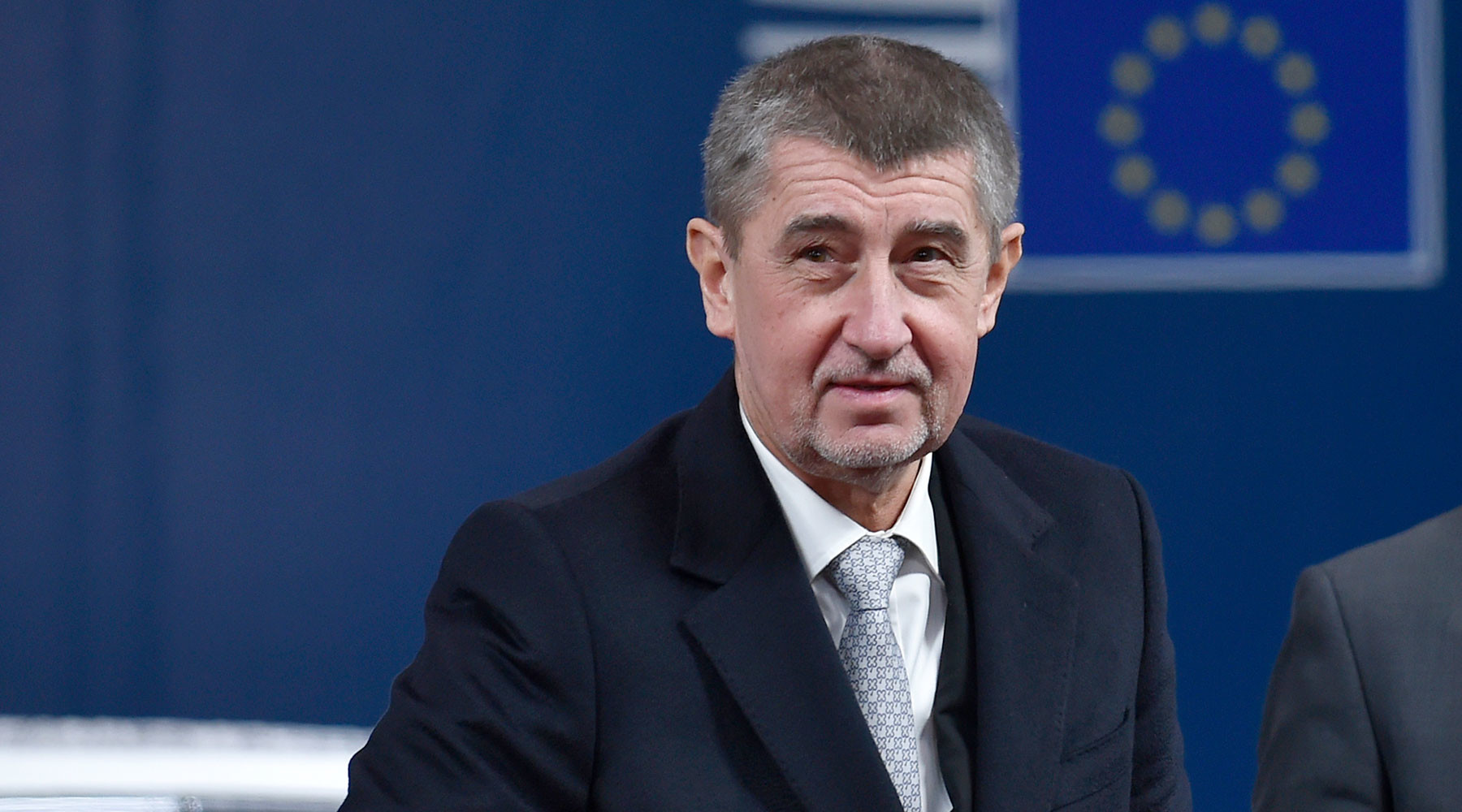 Премьер Чехии уволил главу минздрава после отказа закупить "Спутник V" Премьер Чехии уволил главу минздрава после отказа закупить "Спутник V"