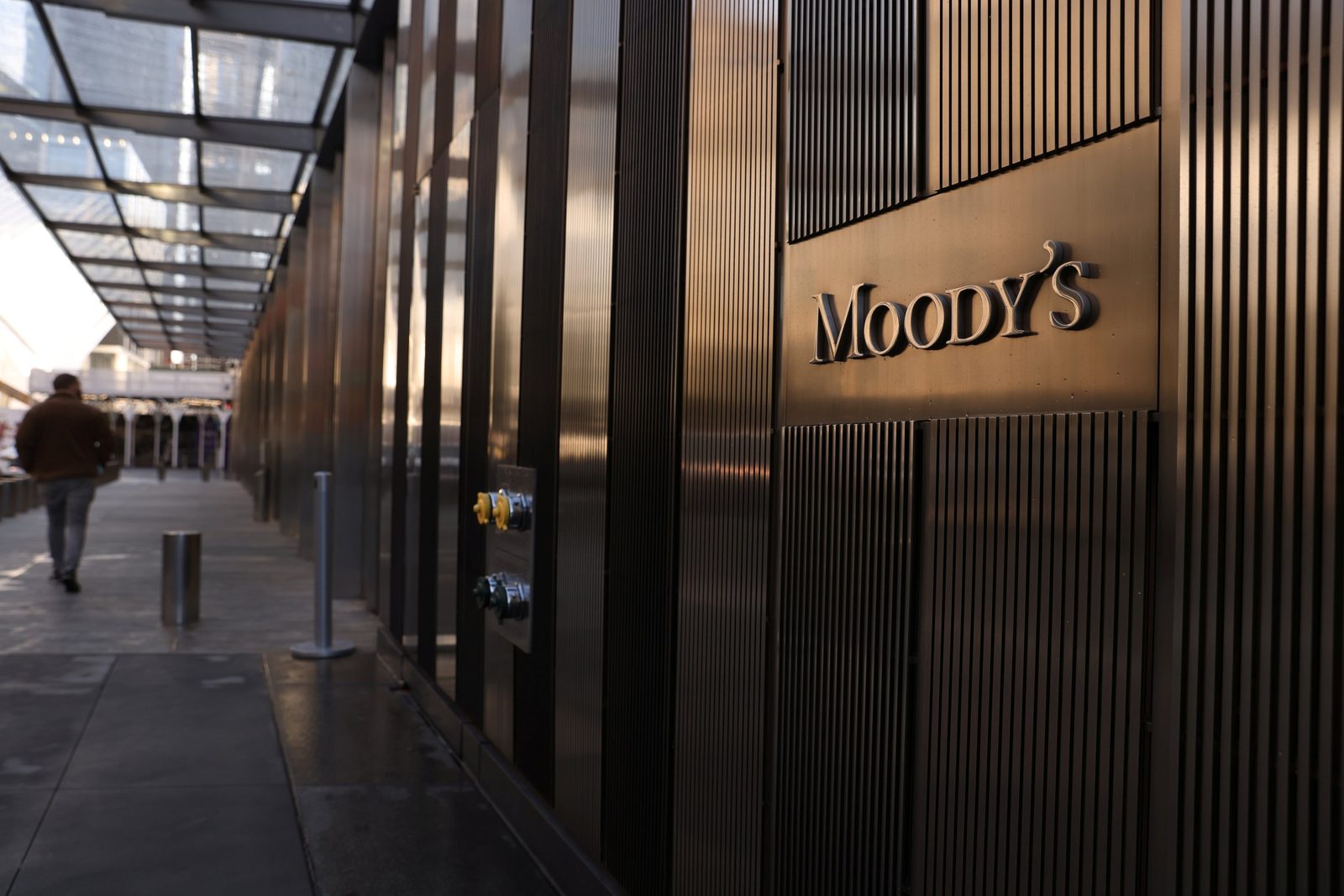 "Moody's" сохранило кредитный рейтинг Латвии на уровне "A3"