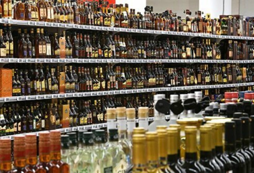 Полиция: ужесточение правил продажи алкоголя может привести к росту нелегальной торговли Полиция: ужесточение правил продажи алкоголя может привести к росту нелегальной торговли