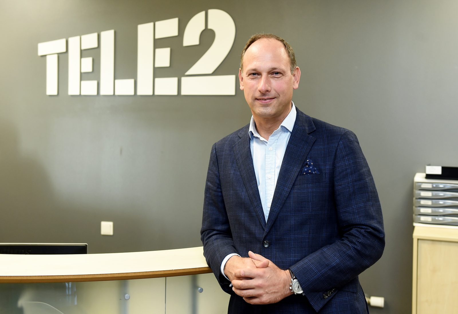 "Tele2" veicis Latvijā pirmos 5G pētniecības darbus 700 megahercu frekvencē "Tele2" veicis Latvijā pirmos 5G pētniecības darbus 700 megahercu frekvencē