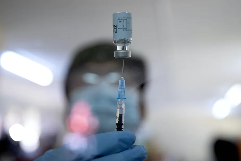 Беженцы из Украины смогут сделать в Латвии прививку от Covid-19