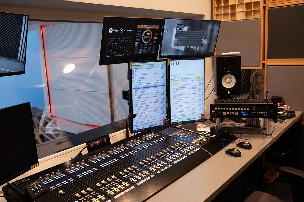 НСЭСМИ: в общественных СМИ долю на русском языке нужно сократить НСЭСМИ: в общественных СМИ долю на русском языке нужно сократить