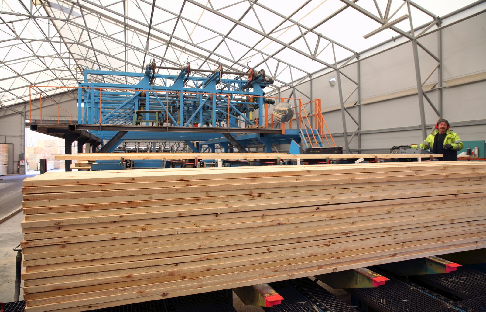 Kokmateriālu tirgotāja "MCM Timbers" apgrozījums pērn saruka par 31,5%