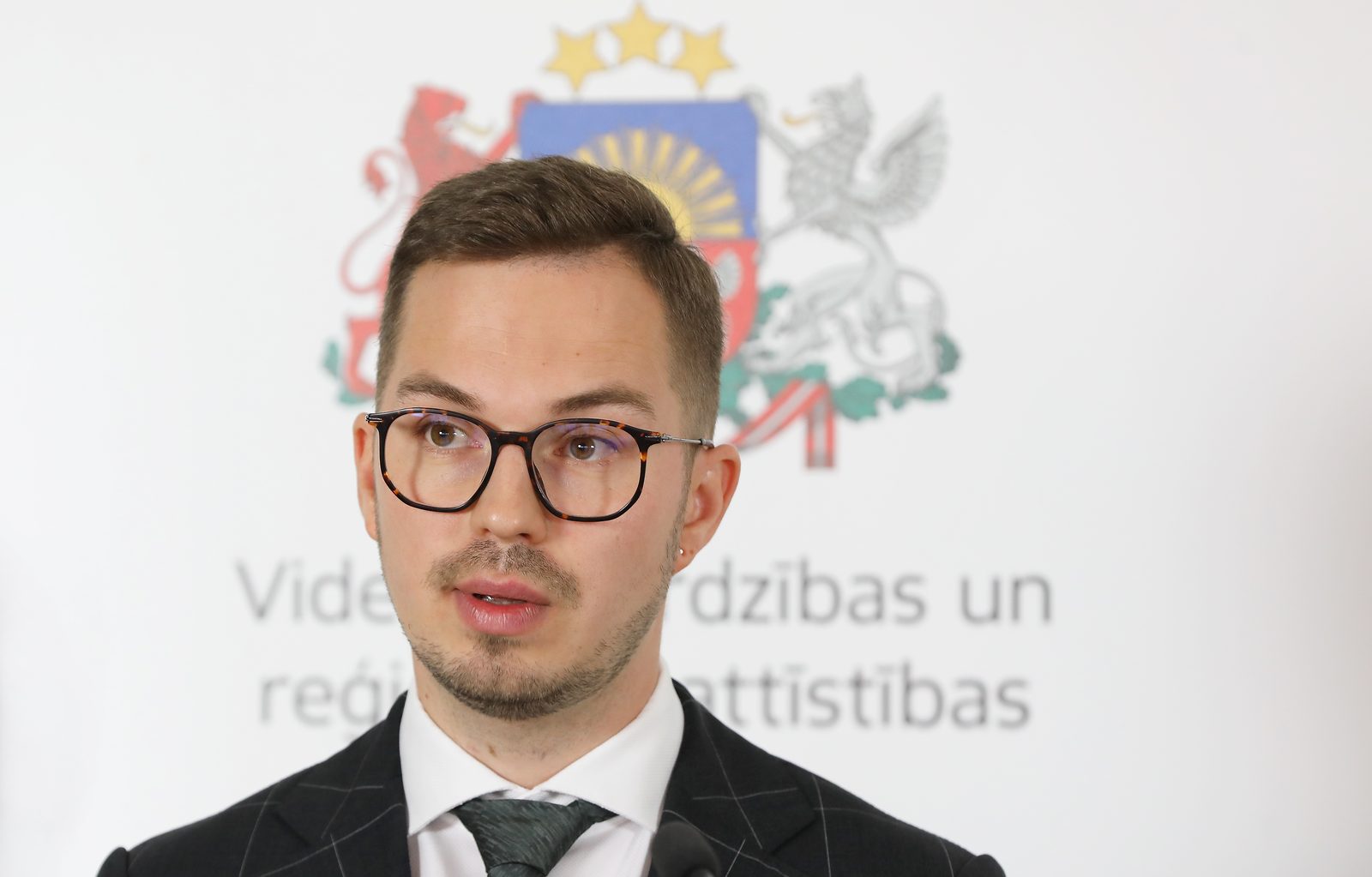 Плешс призвал органы безопасности заняться Даугавпилсом и его мэром