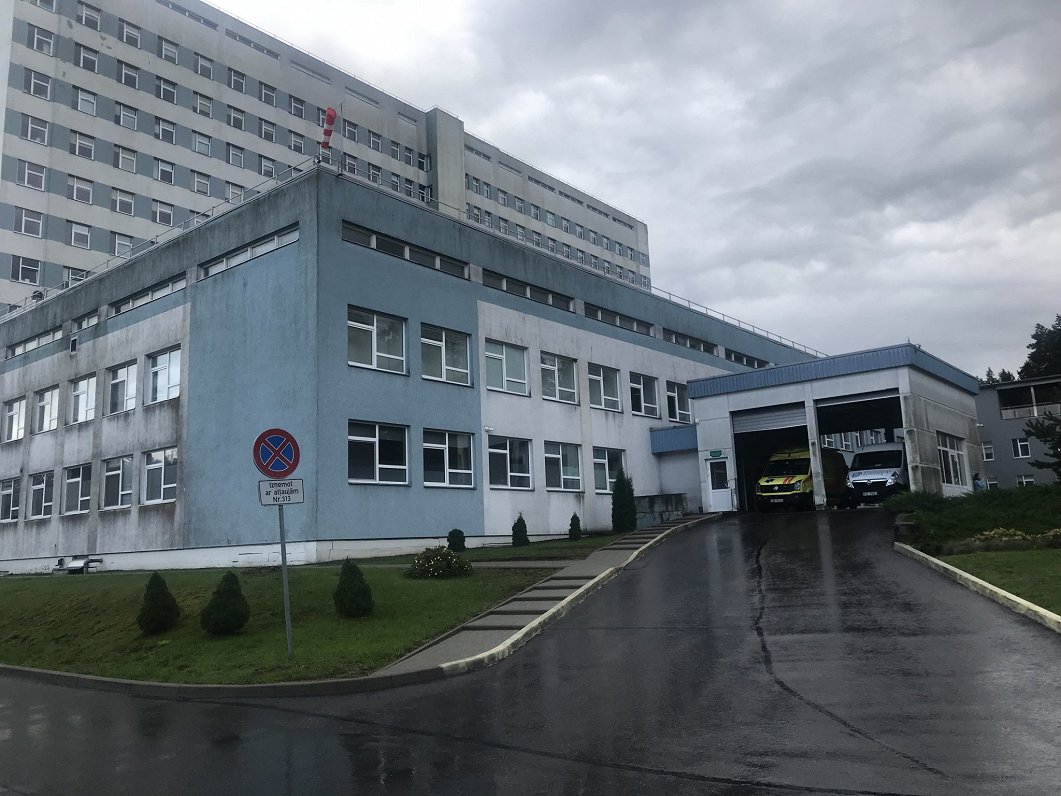 Daugavpils reģionālā slimnīca pašlaik neplāno celt maksas pakalpojumu cenas Daugavpils reģionālā slimnīca pašlaik neplāno celt maksas pakalpojumu cenas