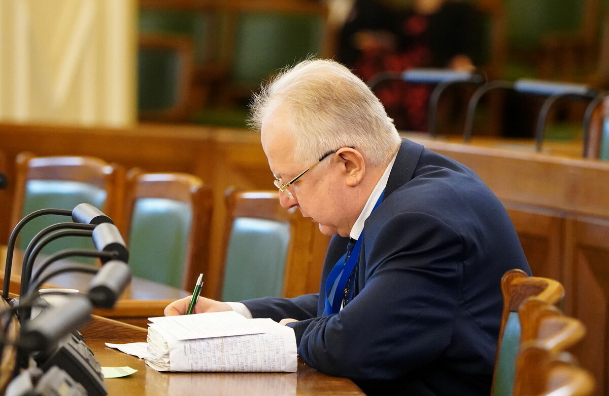 Депутата Яковина обвиняют в предполагаемой подделке документа