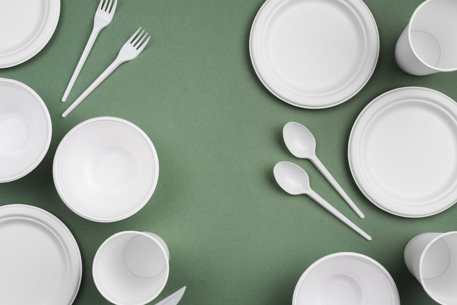 Latvijā nosaka vienreizlietojamās plastmasas daļēju aizliegumu Latvijā nosaka vienreizlietojamās plastmasas daļēju aizliegumu