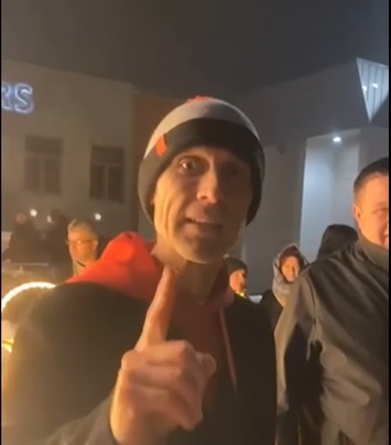 На акцию протеста Гобземса пришли около тысячи человек На акцию протеста Гобземса пришли около тысячи человек